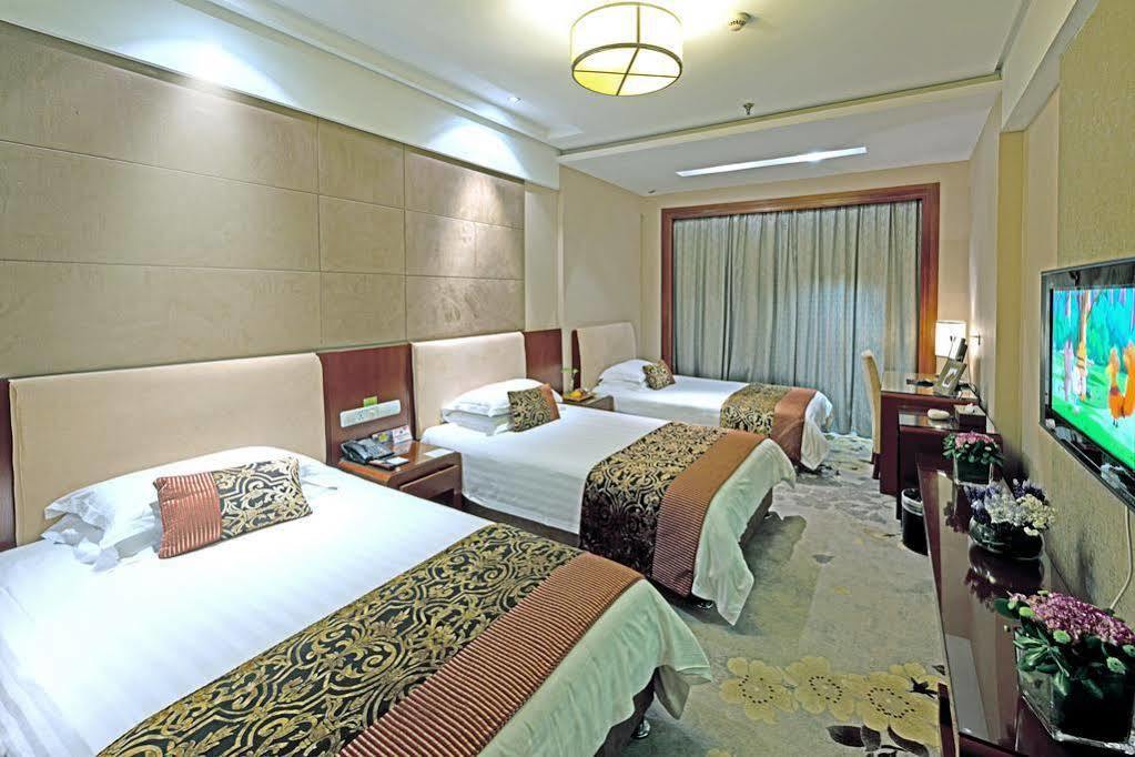 Kasion Pugis Hotel Yiwu  Dış mekan fotoğraf